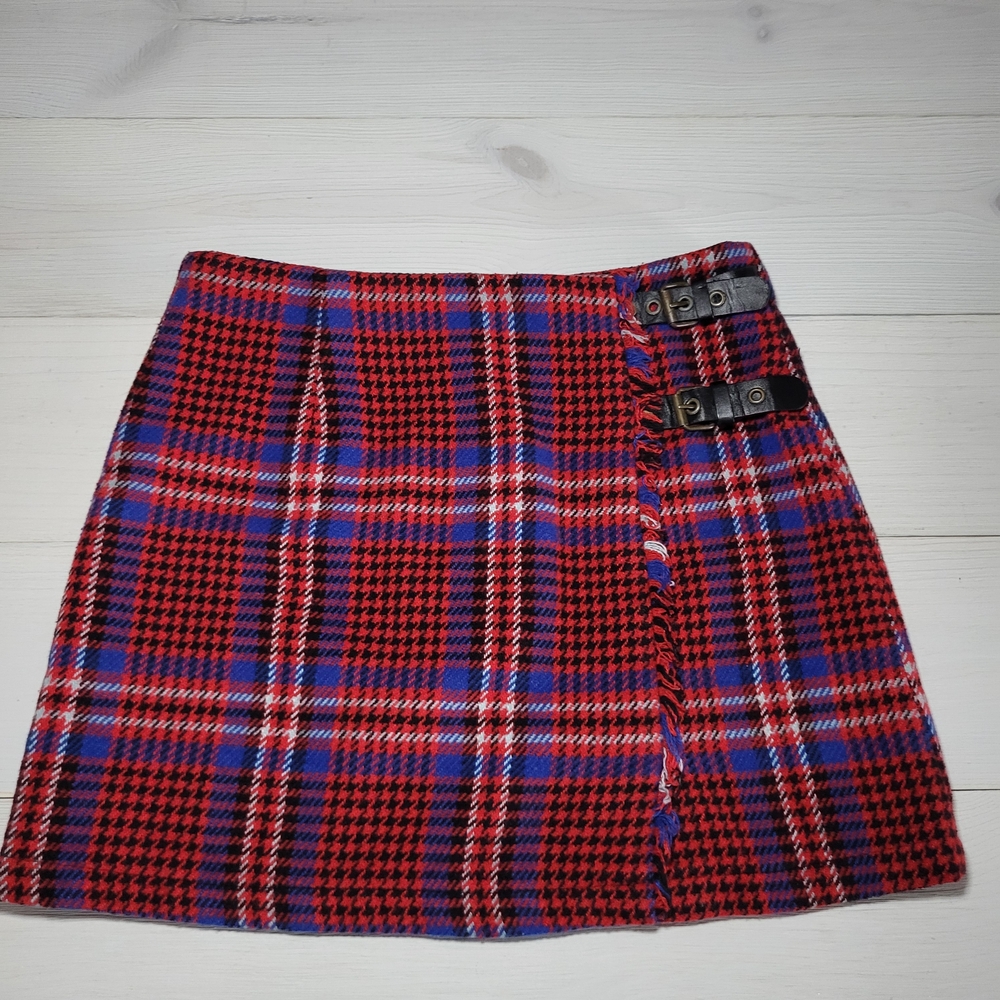 Forever 21 Mini Skirt Plaid Buckle Preppy Academia.